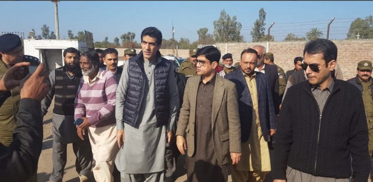 گنے کے کاشتکاروں کو ادائیگیاں نہ کرنے والوں سے سختی سے نمٹا جائے گا: عون چوہدری