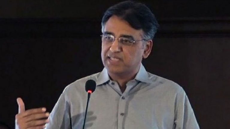 معیشت کی بحرانی کیفیت ختم ہوگئی اب استحکام کے مرحلے میں ہیں: اسد عمر