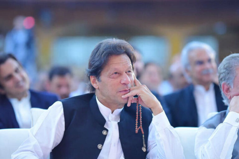 پاکستان معاشی خوشحالی کی راہ پر گامزن ، ترقیاتی اخراجات میں اضافہ ،روپے کی قدر مستحکم ہوچکی: وزیر اعظم عمران خان