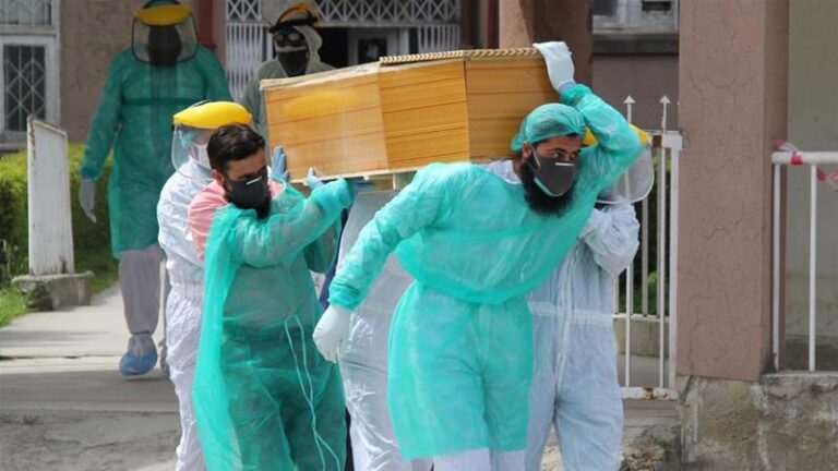 پاکستان میں کورونا مزید 15 زندگیاں نگل گیا، ہلاکتیں 224، کیسز کی تعداد ساڑھے 10 ہزار سے زائد