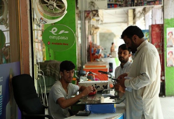اسلام آباد انتظامیہ کی موبائل بینکنگ مرچنٹس کو 5 دنوں کے لیے دکانیں کھولنے کی اجازت