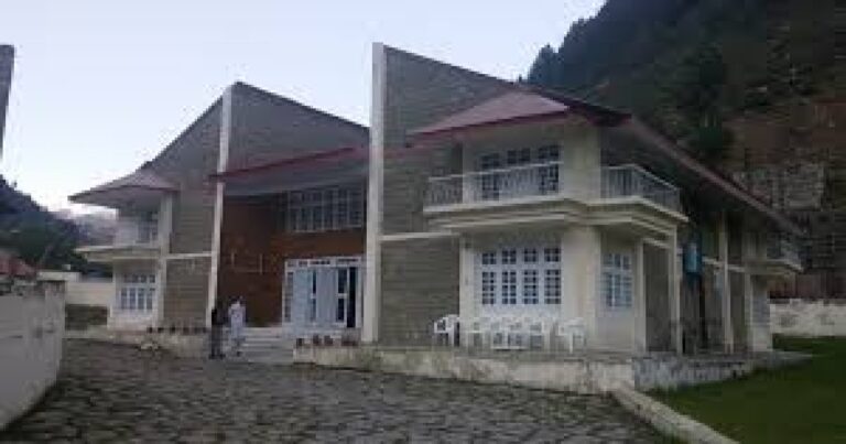 مانسہرہ میں واقع واپڈا ریسٹ ہاؤس سات کروڑ بیس لاکھ روپے میں نیلام