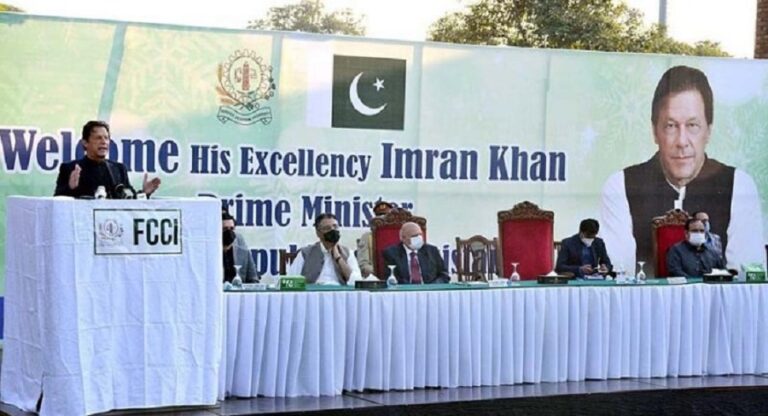 ’غیرملکی دوستوں نے دیوالیہ ہونے سے بچایا‘
