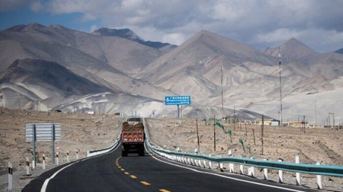 سی پیک کا متبادل روٹ تعمیر کرنے پر غور