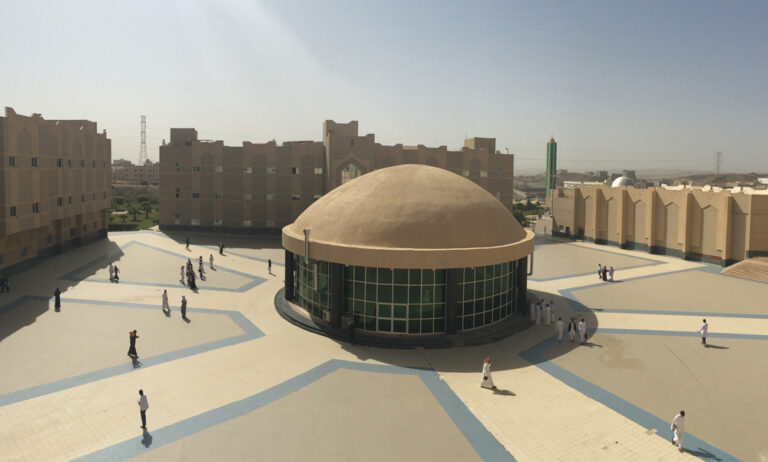 سعودی عرب کی 25 یونیورسٹیوں میں پاکستانی طلباء کیلئے مکمل فنڈڈ 600 تعلیمی وظائف کا اعلان