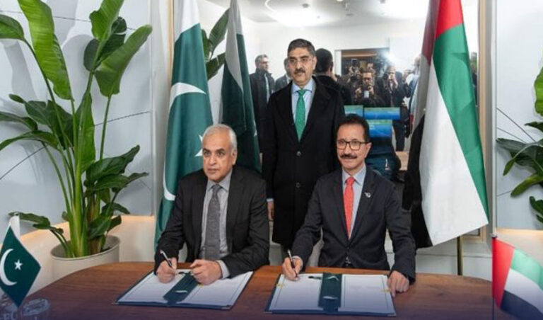 پاکستان اور دبئی کے درمیان 3 ارب ڈالر سے زائد سرمایہ کاری کے معاہدے پر دستخط